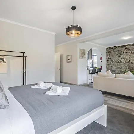 Basalt House A By Homie São Vicente